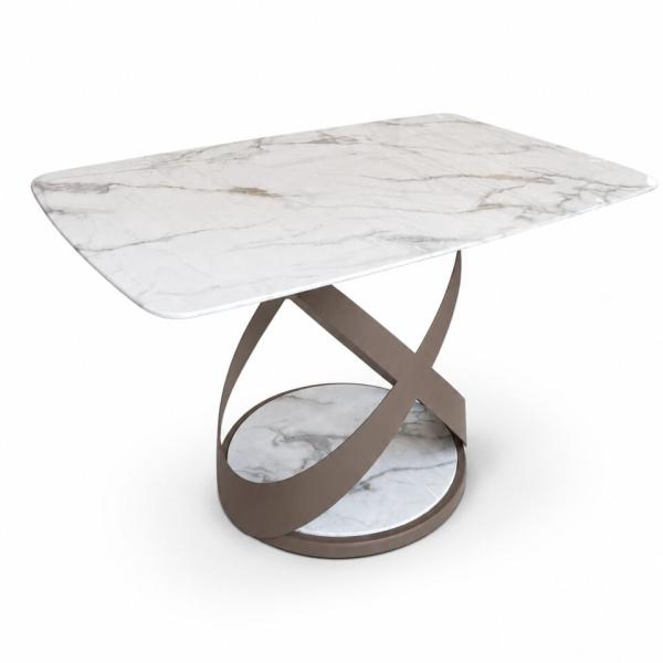 Dining Table (699)